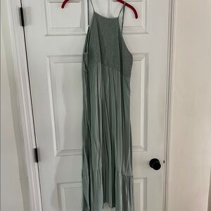 Elegant Green Sleeveless Dress